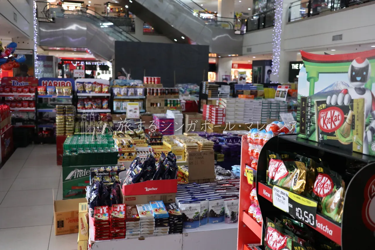チョコ売り場・地下スーパー