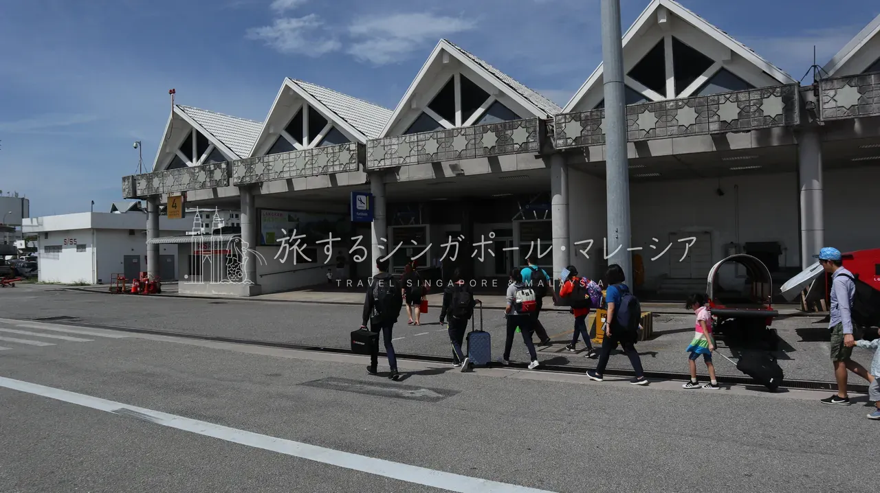 入国審査（国際線直接入国はMDACを）