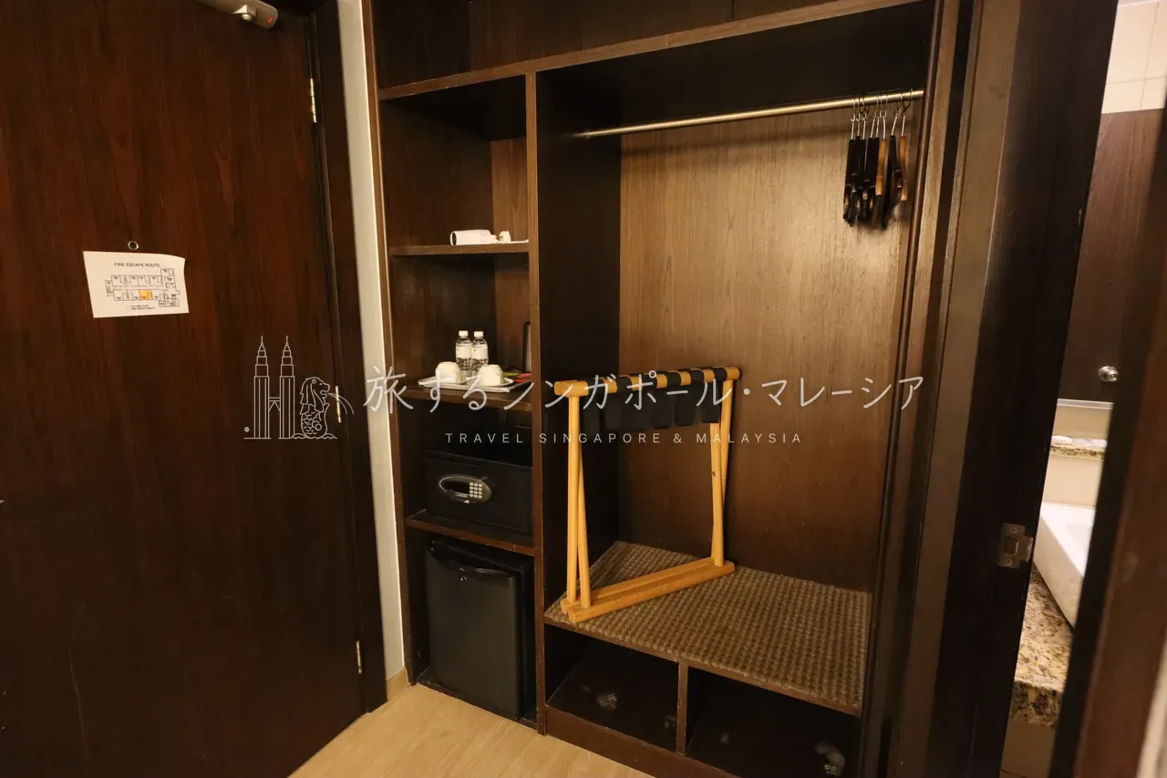 セーフティボックス・冷蔵庫も完備