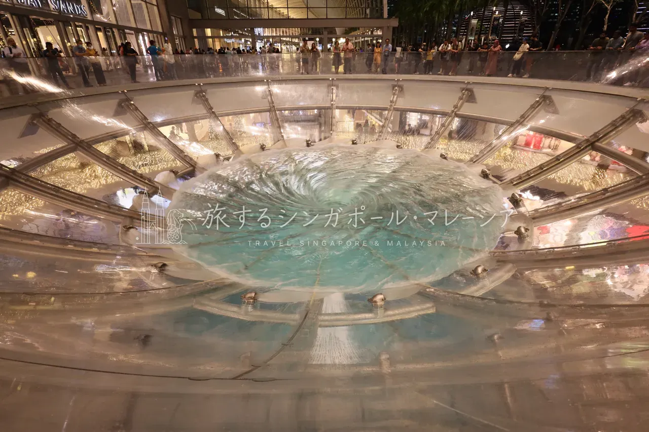 幻想的な「Rain Oculus」