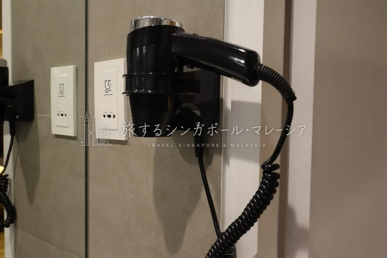 全体に新しく清潔。コンパクトながら、過ごしていて気持ちのいいお部屋でした。