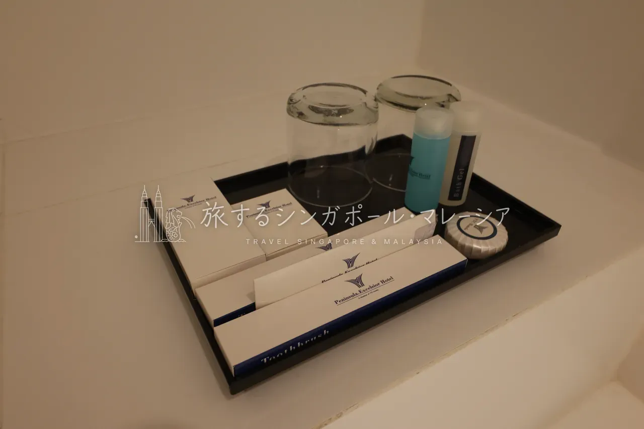 バスルームまわり。古さはありつつ、清潔さはきちんと保たれています。