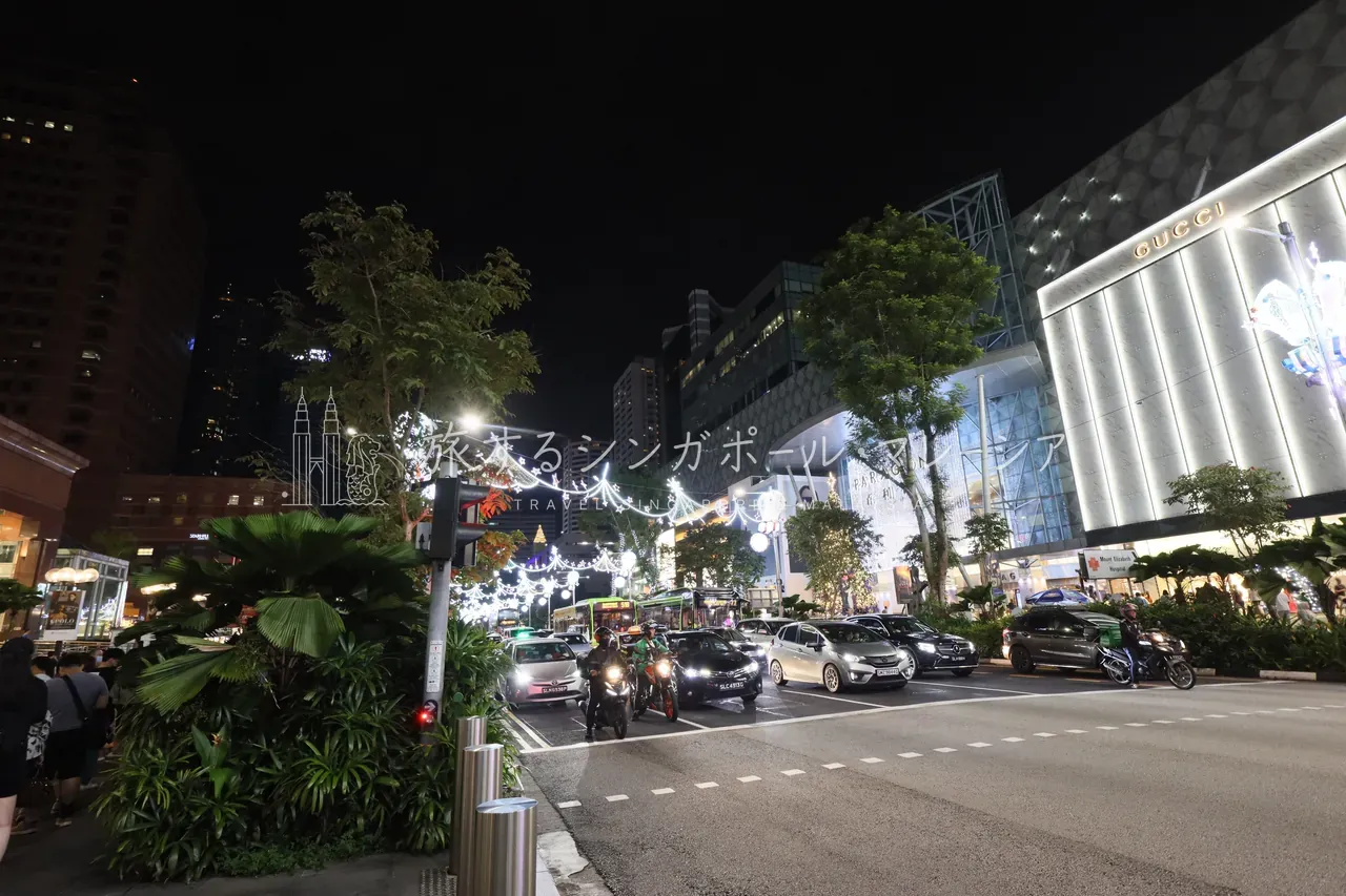 IONオーチャード前の夜景