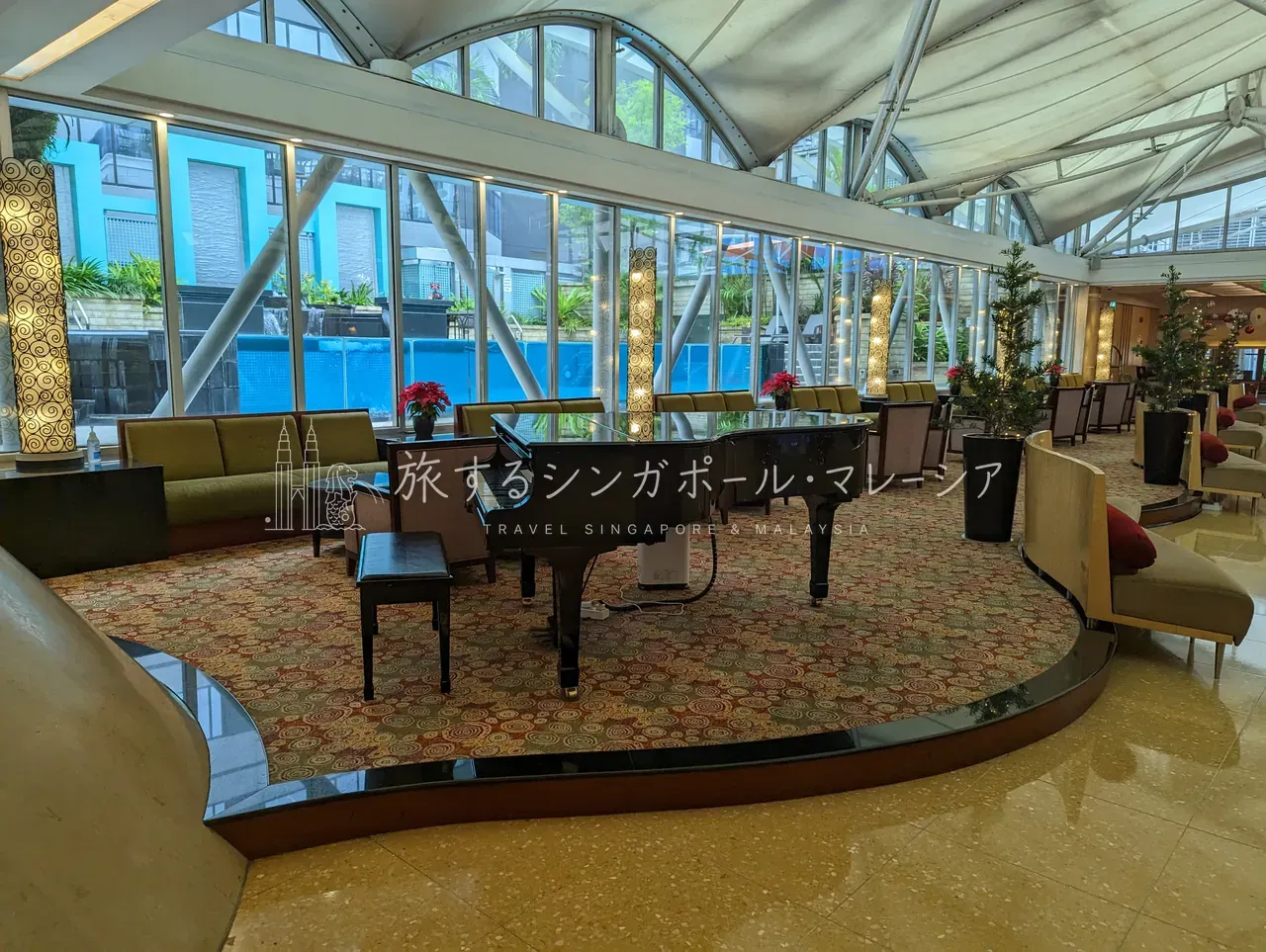広々としたロビー空間。チェックイン周りもゆったりしています。