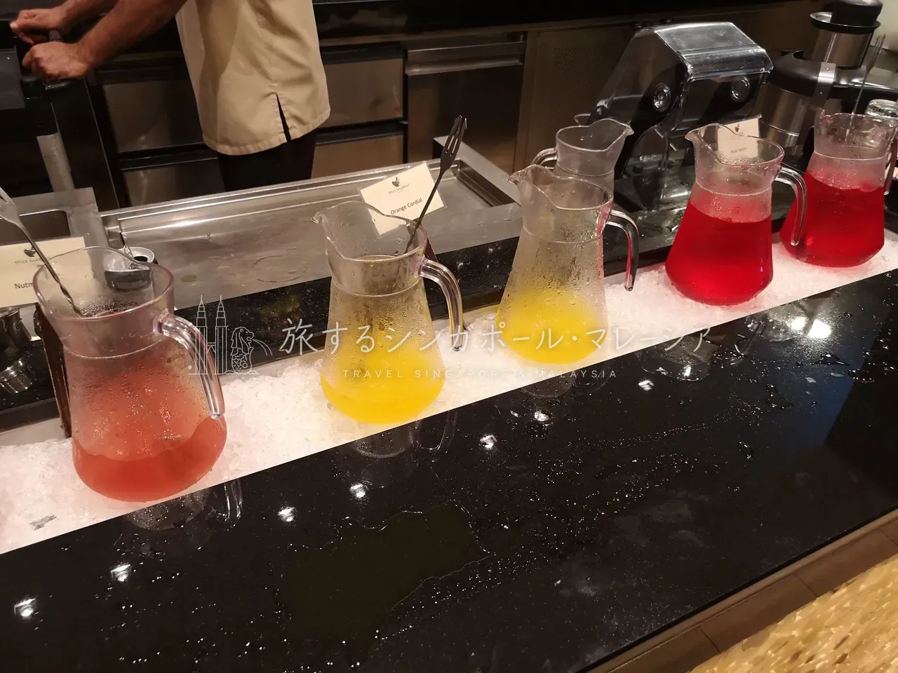 氷の上のドリンクコーナー